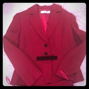 2 piece deep red suit size 8Petite Tahari brand,